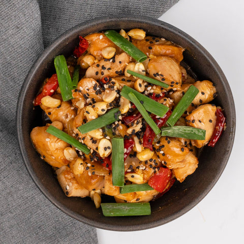Vista cenital pollo kung pao