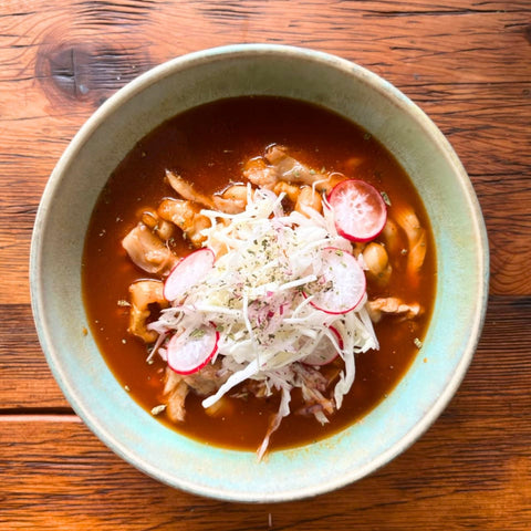 Pozole rojo de setas x Pia Quintana