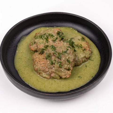 tortitas de carne en salsa verde angular