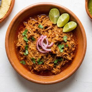 Cochinita pibil estilo Yucatán hecha en casa