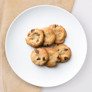 Galletas horneadas con chispas de chocolate