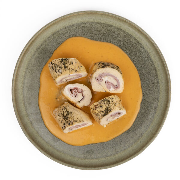 Rollo de pechuga de pollo relleno de jamón y queso 250g