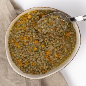 Sopa de lenteja vegana